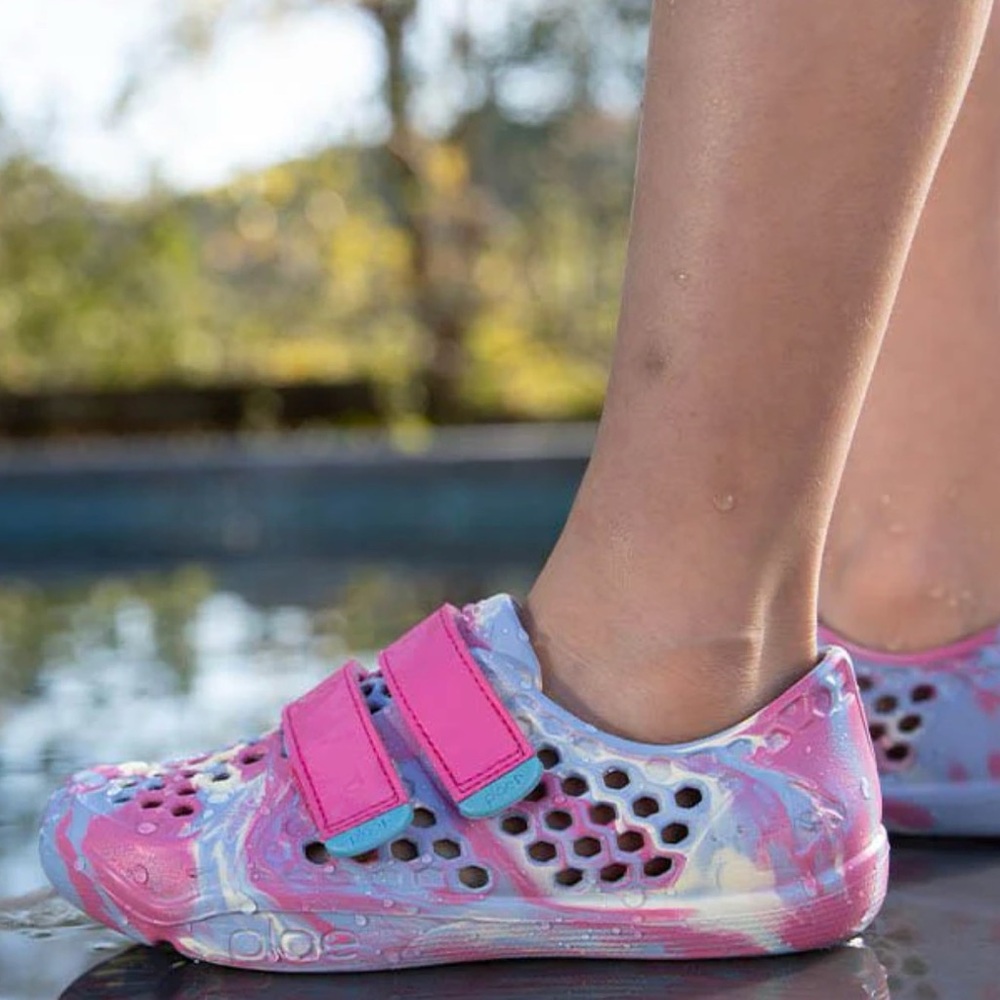 NIB. PLAE Kids Mimo Botanic Marble Water Shoes, Size 8M